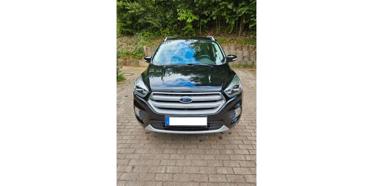 Ford Kuga 109.000 km 12.900 &euro; Wald-Michelbach 69483