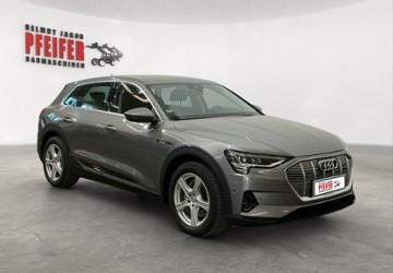 Audi e-tron 97.323 km 24.800 &euro; FÜRTH ( HESSEN ) 64658