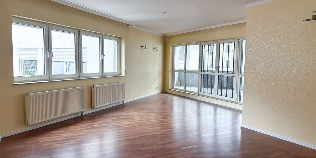 Etagenwohnung Ludwigshafen am Rhein / Rheingönheim Rheingönheim - 3 Zimmer, 100 m&sup2;, 1.200&euro; | Angebot:27236729