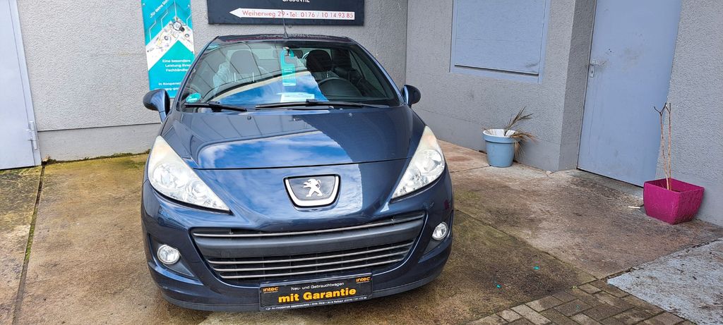 Peugeot 207 116.000 km 4.849 &euro; Oberhausen-Rheinhausen 68794