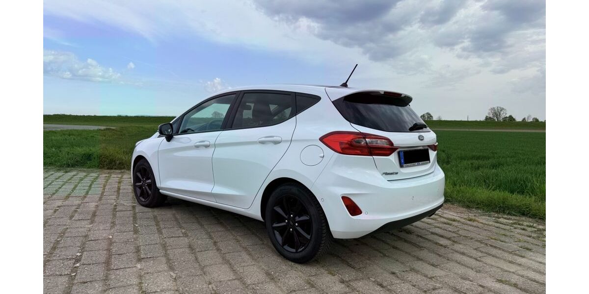 Ford Fiesta 57.000 km 9.999 &euro; Mannheim 68307