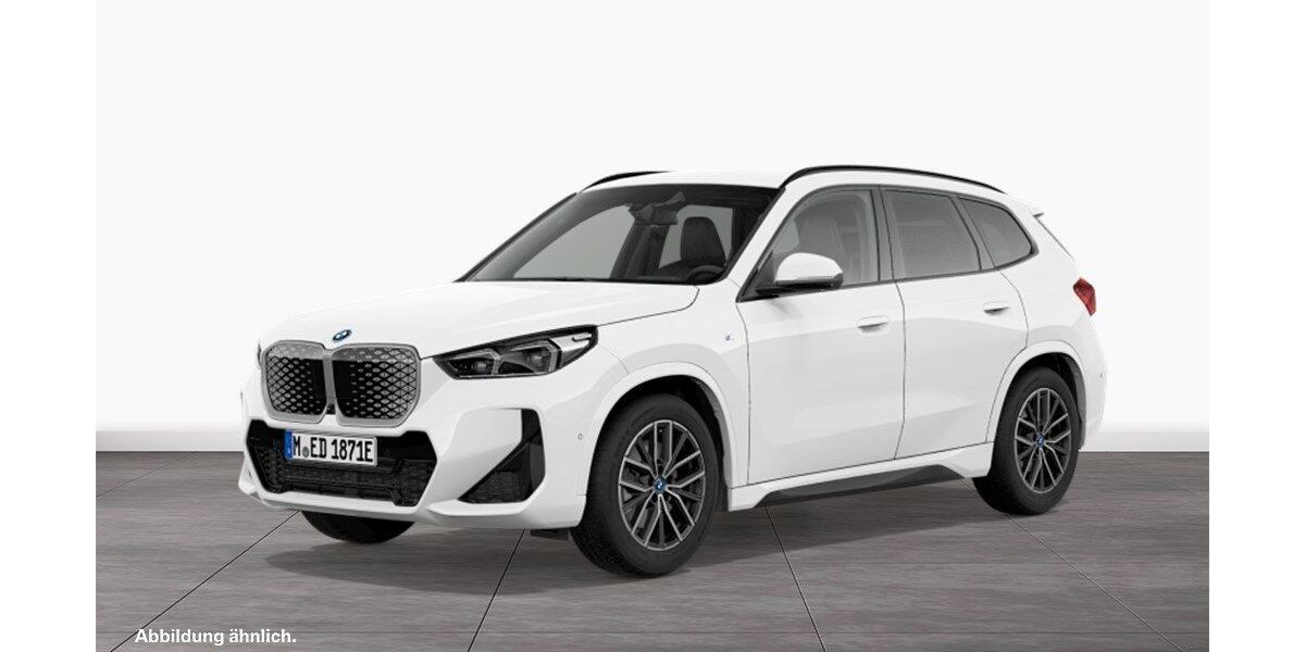 BMW iX1 11.047 km 50.980 &euro; Mannheim 68169