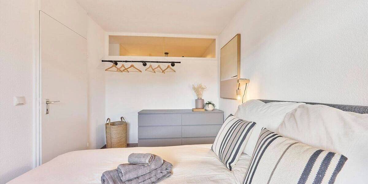 04 Schlafzimmer (4)