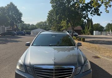Mercedes-Benz 350 377.000 km 5.500 &euro; Oberhausen-Rheinhausen 68794