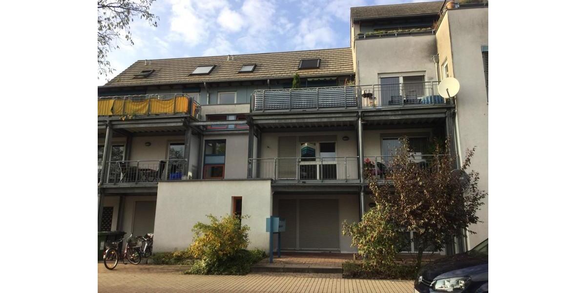 Erdgeschoßwohnung Viernheim - 4 Zimmer, 147 m&sup2;, 1.454&euro; | Angebot:24407457