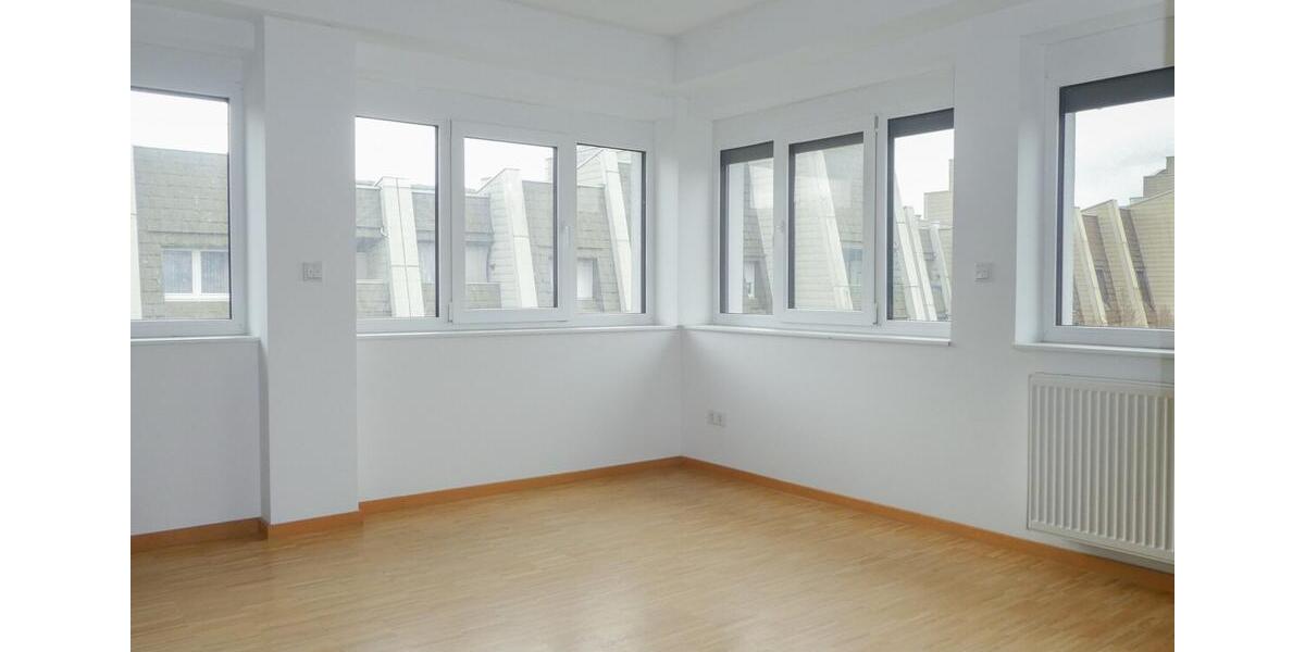 Etagenwohnung Ludwigshafen am Rhein Ludwigshafen-Hemshof - 2 Zimmer, 62 m&sup2;, 735&euro; | Angebot:26544371