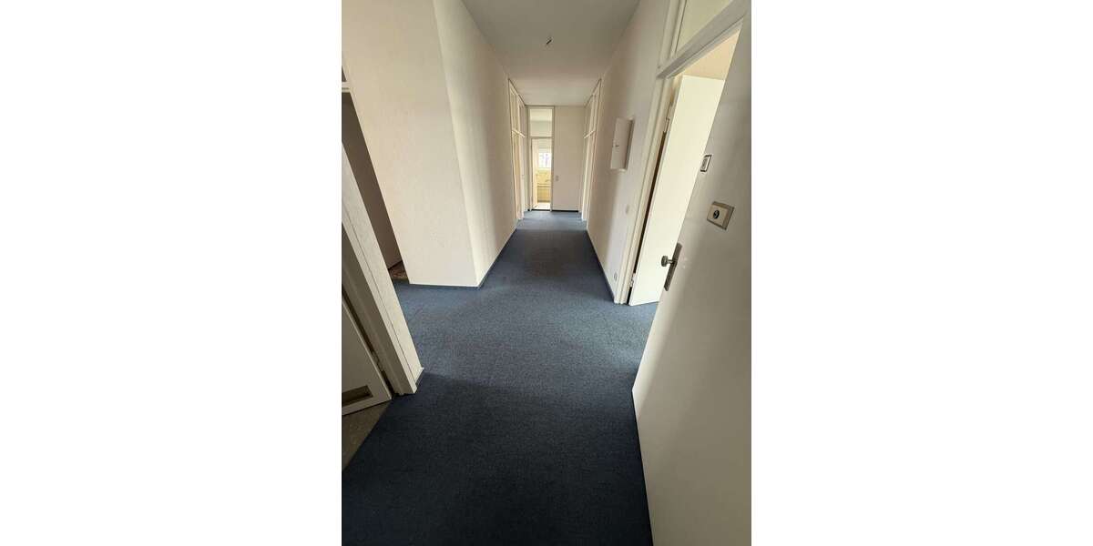 Etagenwohnung Ludwigshafen am Rhein Mitte - 4 Zimmer, 131 m&sup2;, 1.390&euro; | Angebot:26256717