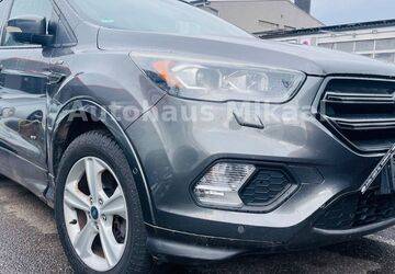 Ford Kuga 158.000 km 9.999 &euro; Ketsch 68775