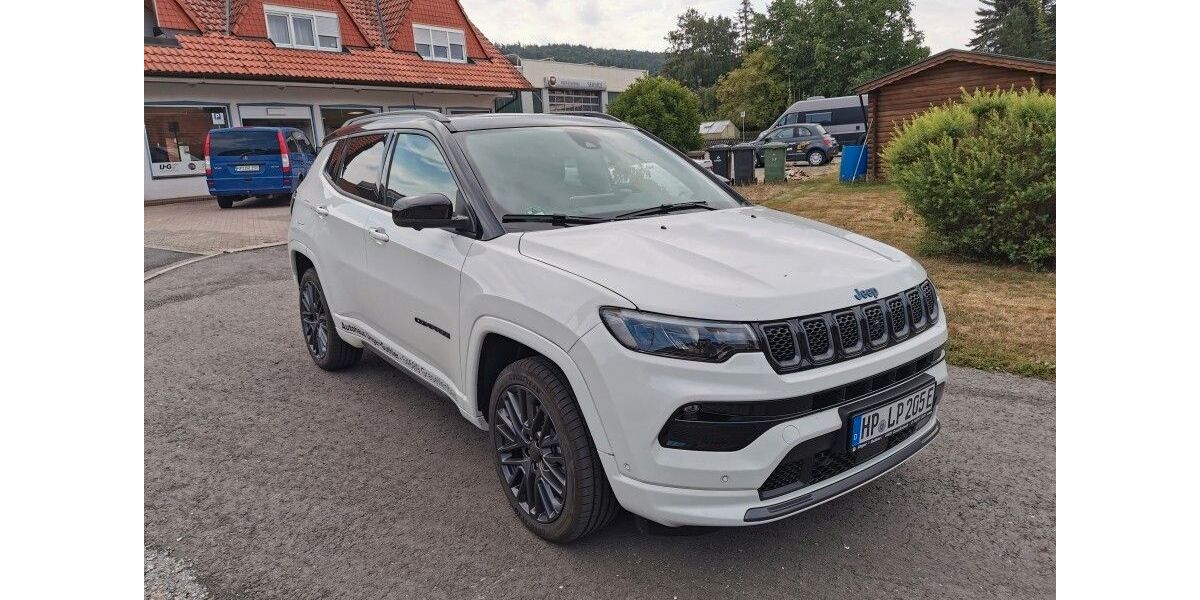 Jeep Compass 46.000 km 29.900 &euro; Grasellenbach/Wahlen 64689
