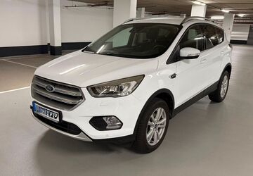 Ford Kuga 81.000 km 10.500 &euro; Heidelberg 69115