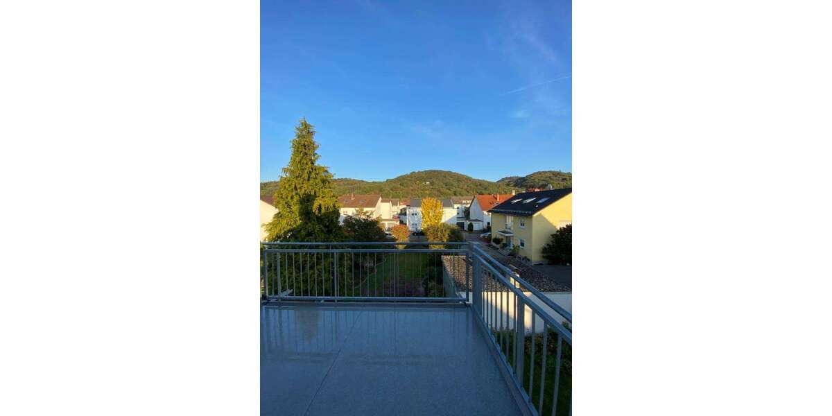 Etagenwohnung Weinheim - 3 Zimmer, 78 m&sup2;, 1.190&euro; | Angebot:26511545