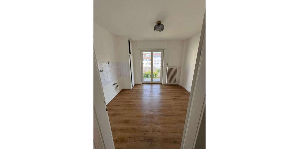 Etagenwohnung Mannheim Innenstadt - 2 Zimmer, 60 m&sup2;, 750&euro; | Angebot:26990383