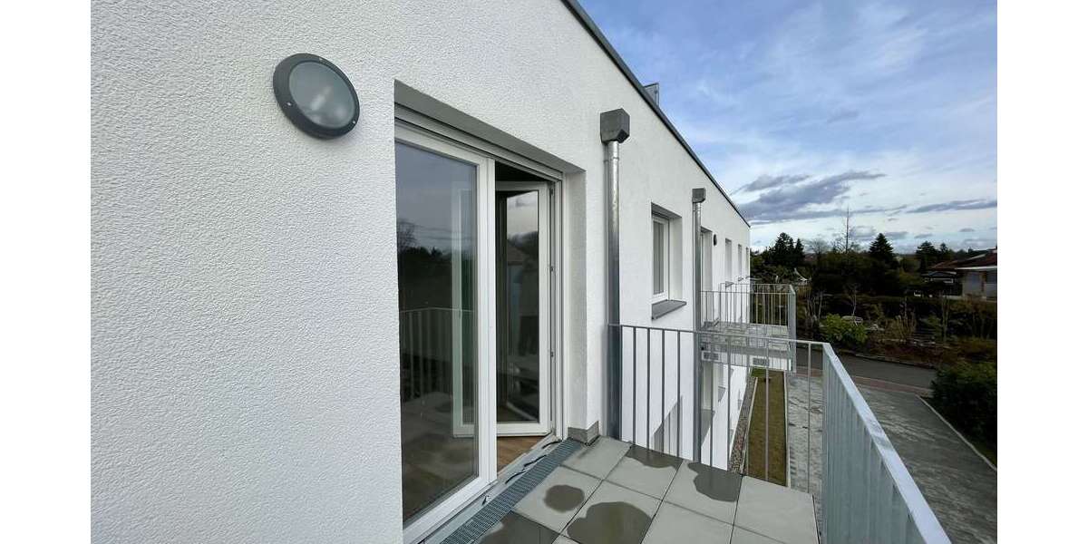 Etagenwohnung Philippsburg Huttenheim - 2 Zimmer, 74 m&sup2;, 1.072&euro; | Angebot:26552655