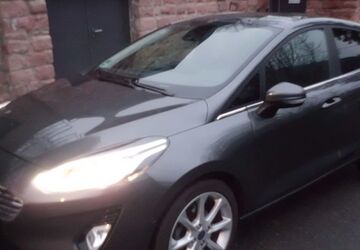 Ford Fiesta 30.000 km 9.900 &euro; Heidelberg 69118