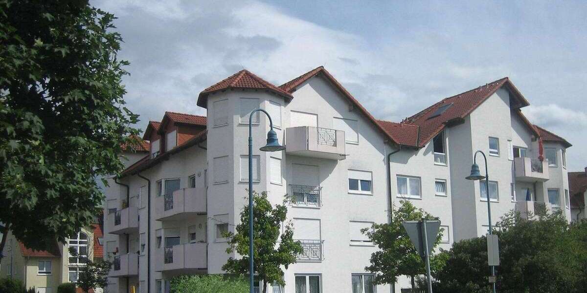 Etagenwohnung Hockenheim - 3 Zimmer, 98 m&sup2;, 1.150&euro; | Angebot:27280250