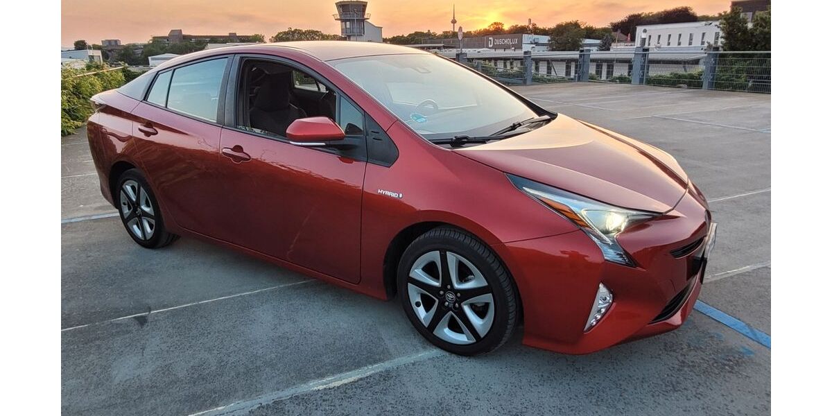 Toyota Prius 114.000 km 15.800 &euro; Ilvesheim 68549