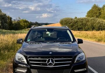 Mercedes-Benz ML 350 226.000 km 16.500 &euro; Zuzenhausen 74939