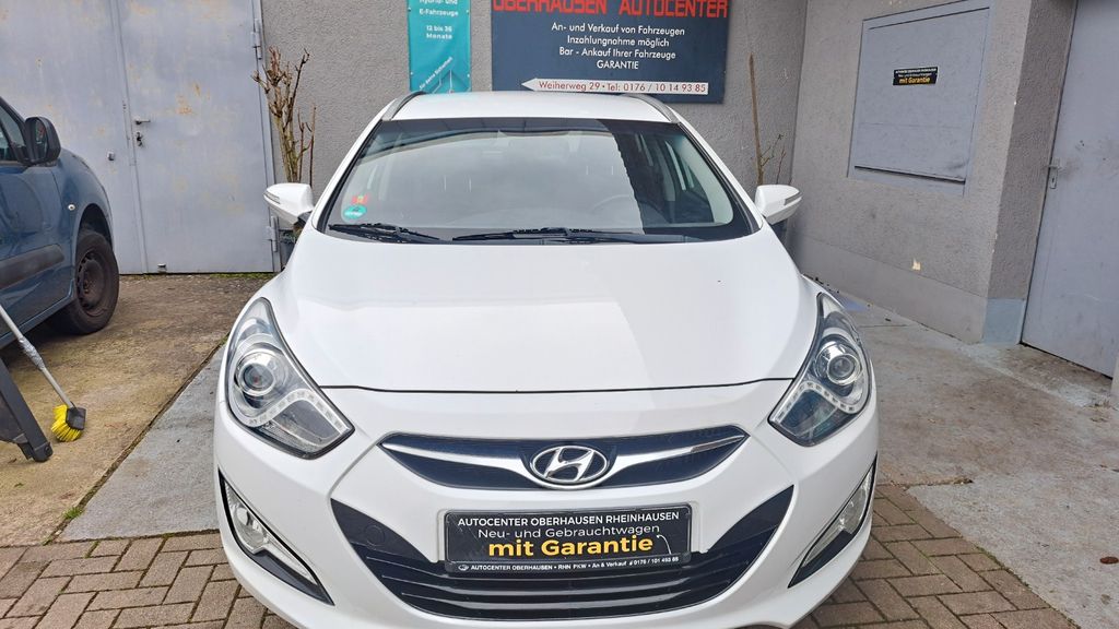 Hyundai i40 169.000 km 6.499 &euro; Oberhausen-Rheinhausen 68794
