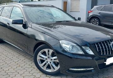 Mercedes-Benz E 220 292.100 km 7.990 &euro; MANNHEIM 68307