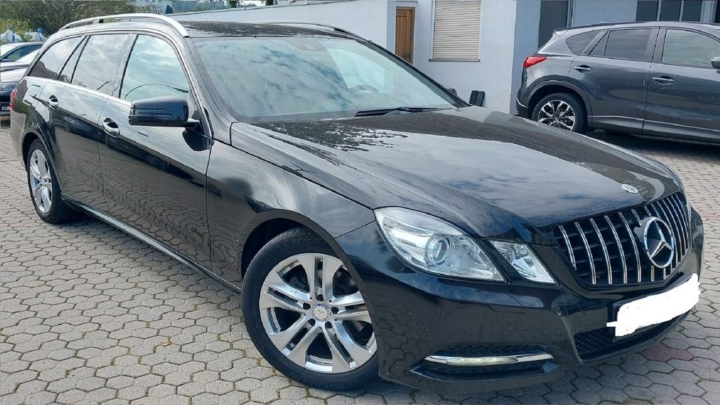 Mercedes-Benz E 220 292.100 km 7.990 &euro; MANNHEIM 68307